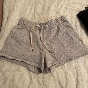 Lulu shorts